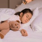 Manfaat anak tidur sendiri