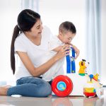stimulasi anak cepat berjalan