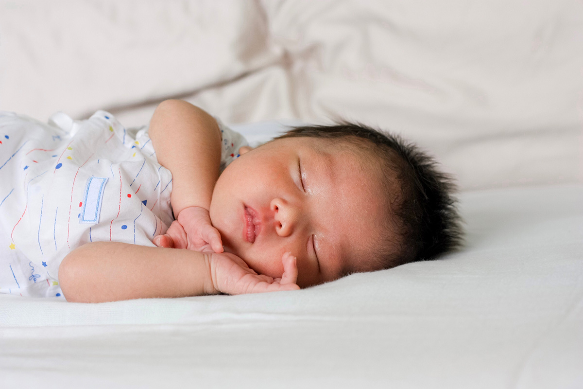 Bayi tidur nyenyak