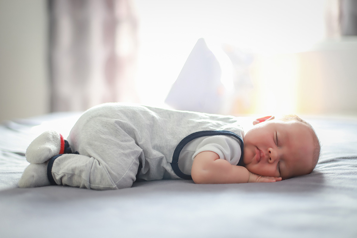 bayi tidur tengkurap