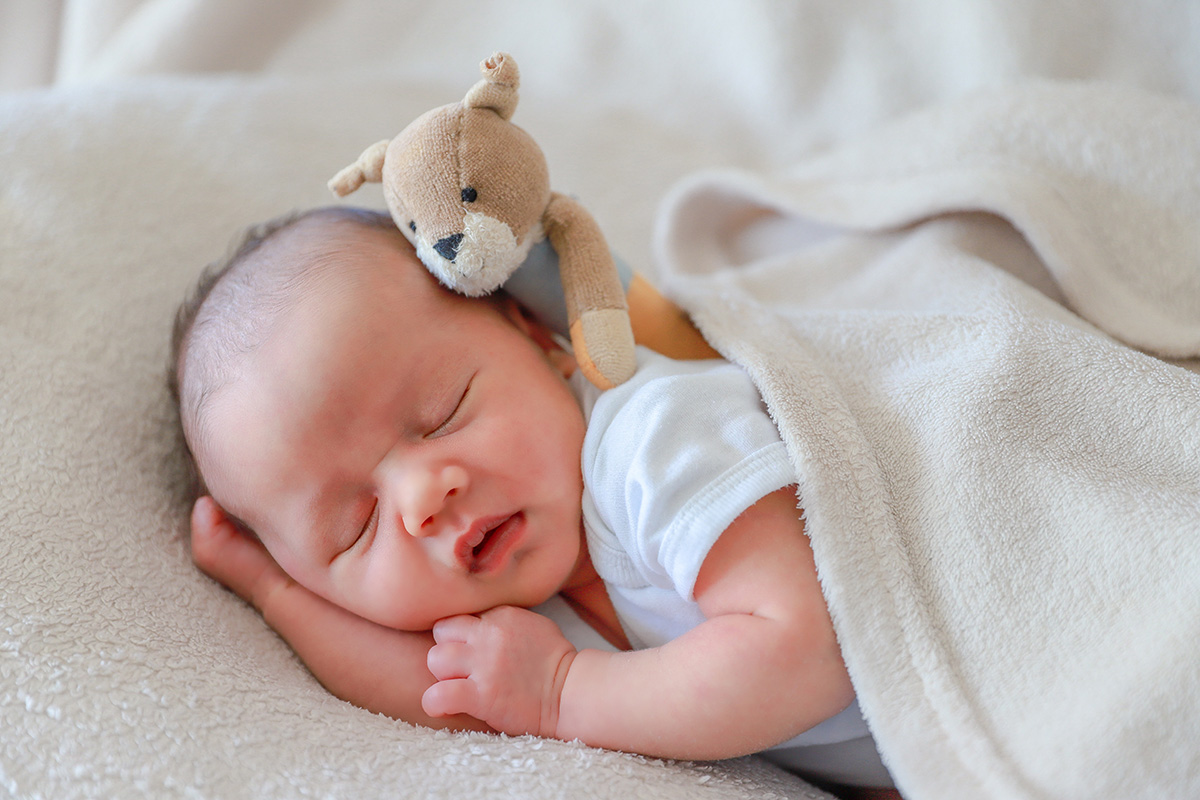Perlengkapan tidur bayi