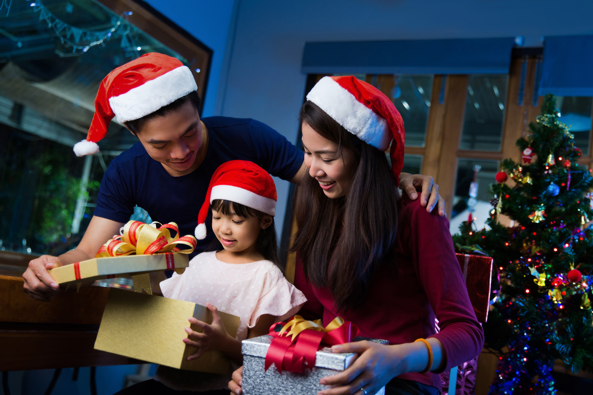 kado natal untuk anak
