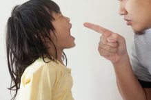 Mengatasi anak egois