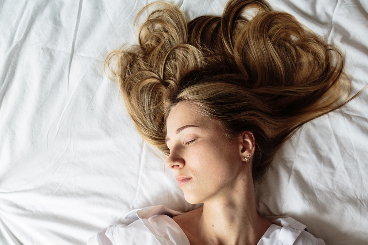 Tidur Tanpa Bantal