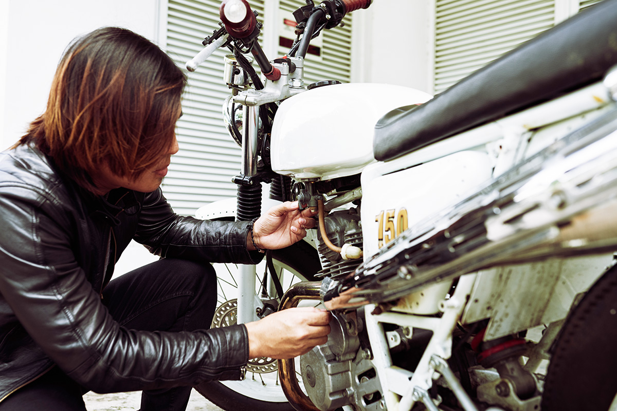 Menghilangkan Karat Motor