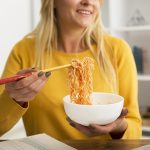 Makan Mie setiap Hari