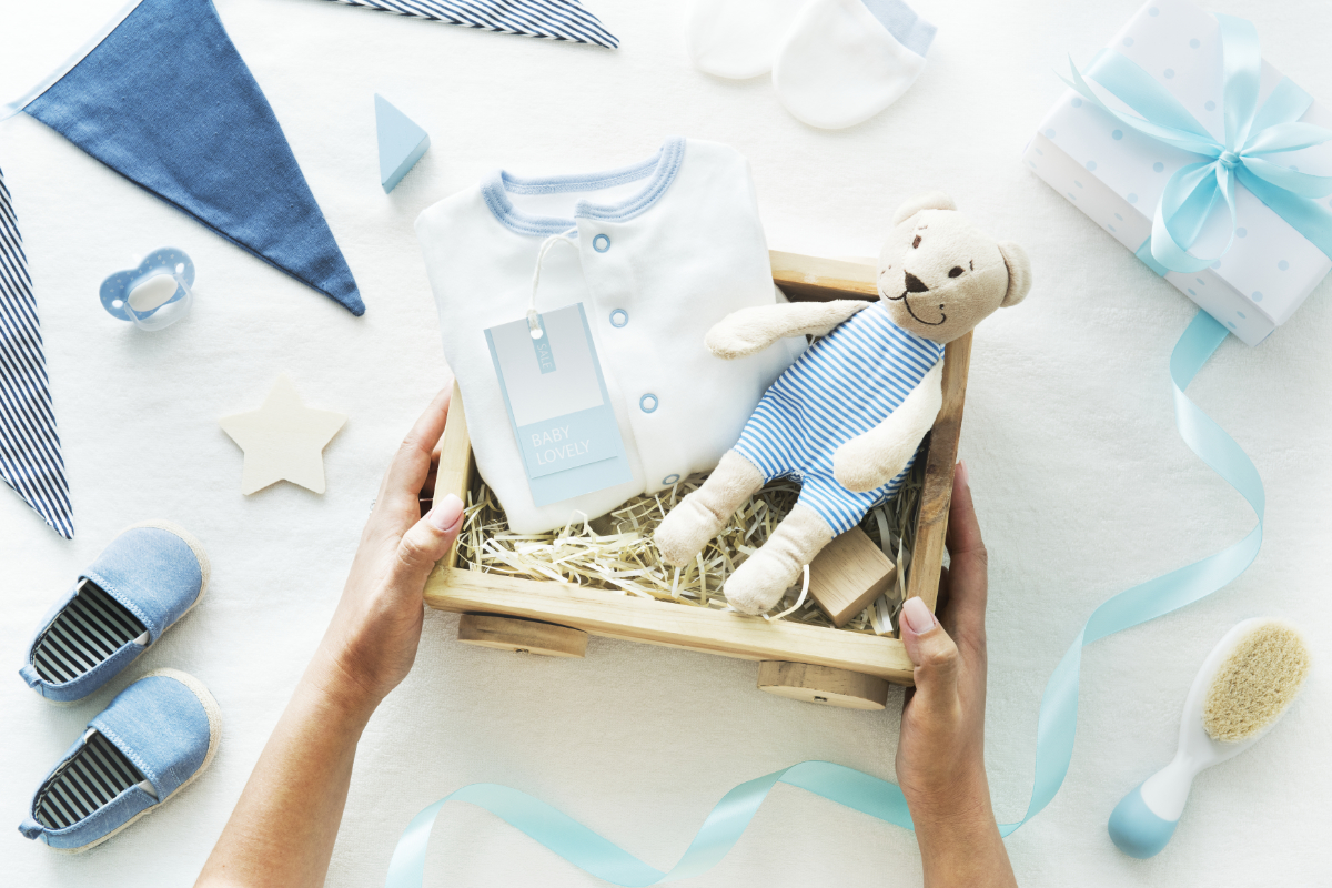 Kado Bayi Cowok