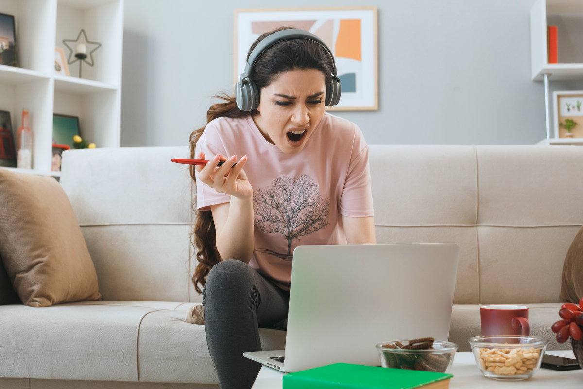 Penipuan Freelance