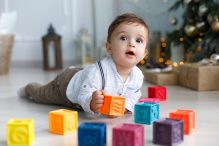 Tahap Perkembangan Bayi