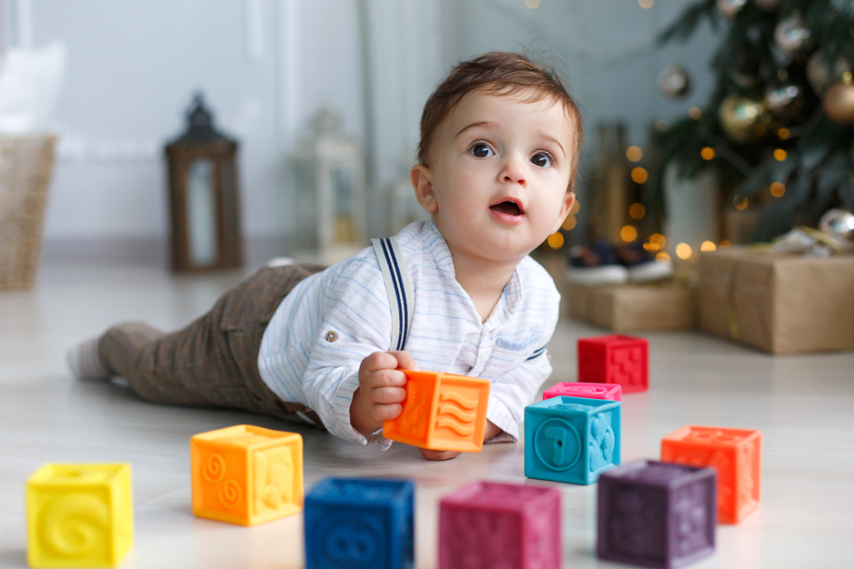Tahap Perkembangan Bayi