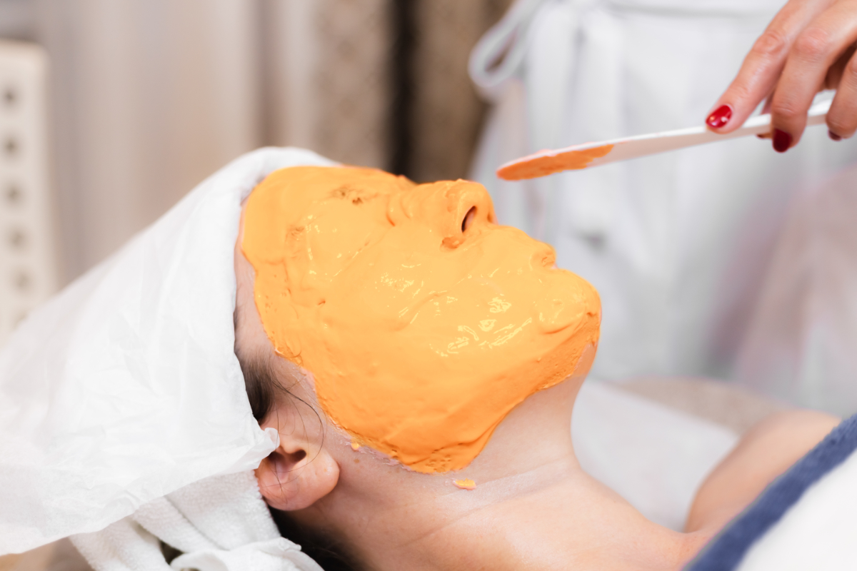 Masker komedo alami